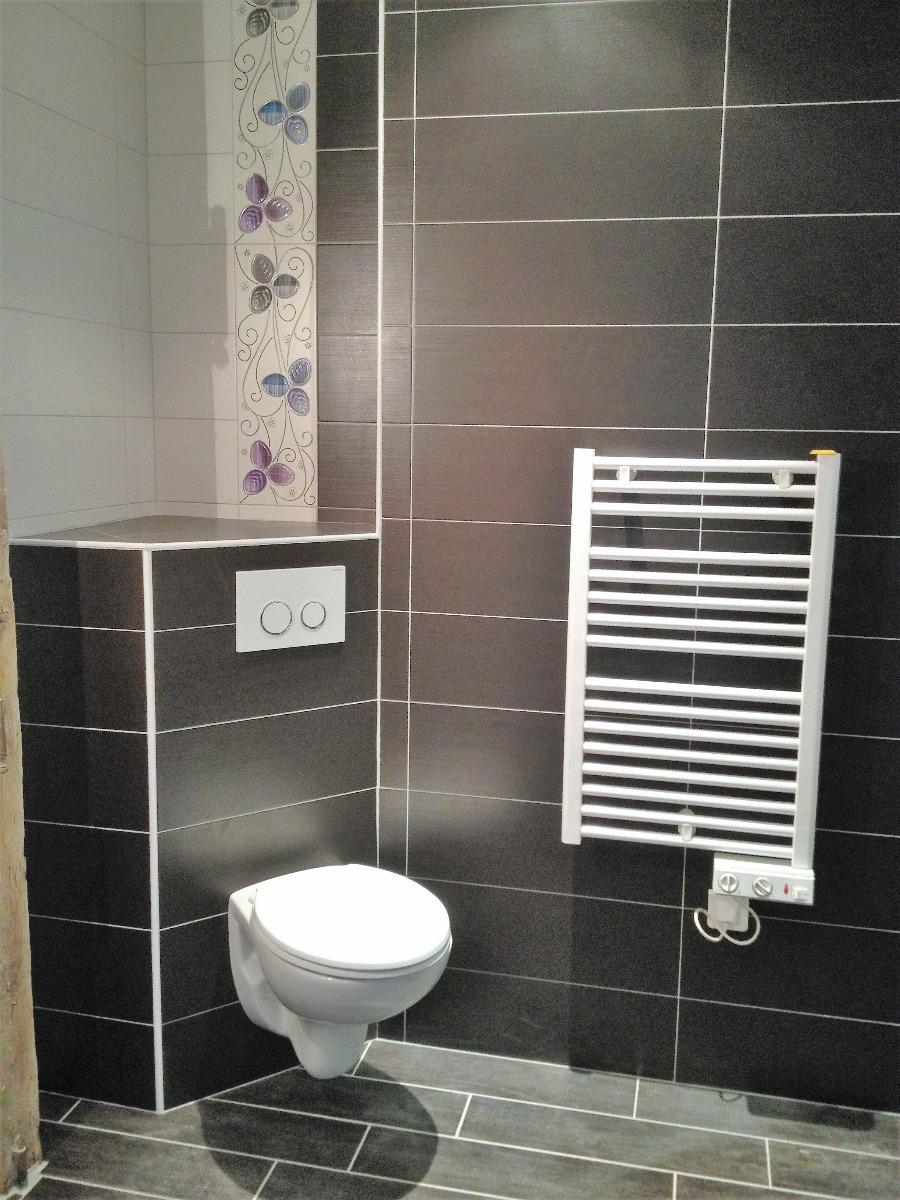Douche et sèche-serviettes